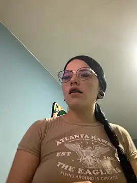 Snapshot of Naomii2 chatting on 9, 11, 2025 Naomii2 online show from 9, 11, 2025