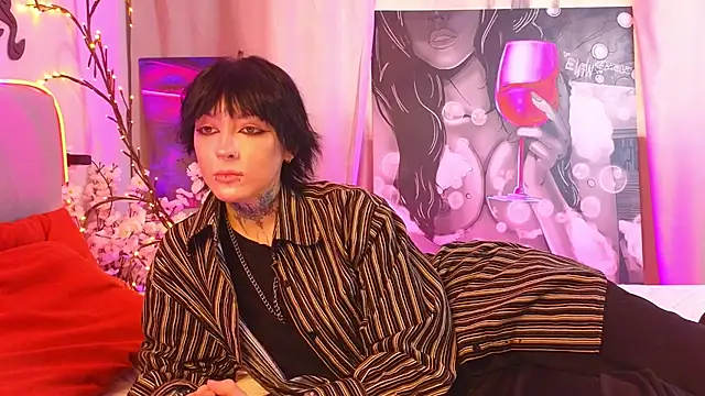 Snapshot of MarianCarter chatting on 24, 11, 2025 MarianCarter online show from 24, 11, 2025