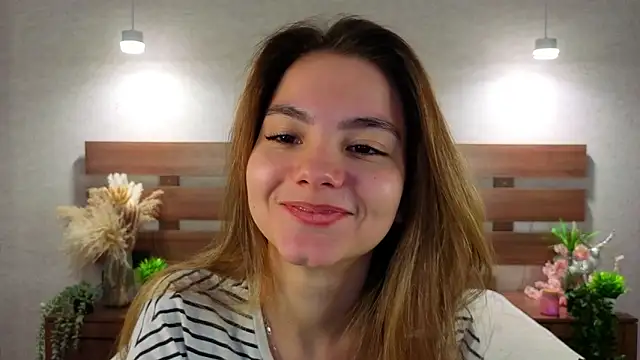 Snapshot of MargieDavidson chatting on 12, 2, 2026 MargieDavidson online show from 12, 2, 2026