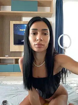 Snapshot of VickyM99 chatting on 25, 5, 2026 VickyM99 online show from 25, 5, 2026
