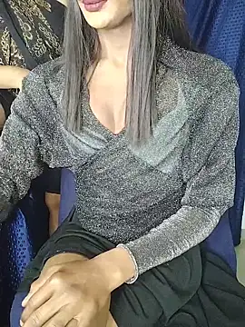 SEXYY TRANSY WITH GIRL online show from 4, 12, 2025