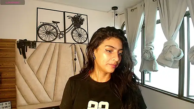 Snapshot of KimberlyFox_t chatting on 10, 5, 2026 KimberlyFox t online show from 10, 5, 2026