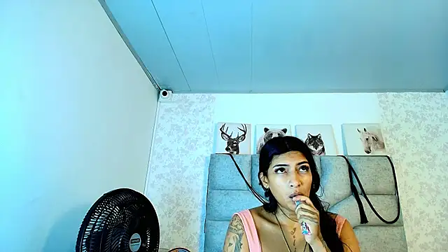 Snapshot of KimberlyFox_t chatting on 29, 6, 2026 KimberlyFox t online show from 29, 6, 2026