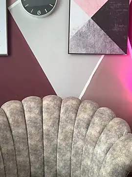 Snapshot of KaritoSweet chatting on 4, 11, 2025 KaritoSweet online show from 4, 11, 2025