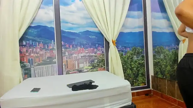 KiraFox1 online show from 12, 3, 2026