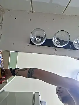 Snapshot of katy699 chatting on 4, 11, 2025 katy699 online show from 4, 11, 2025