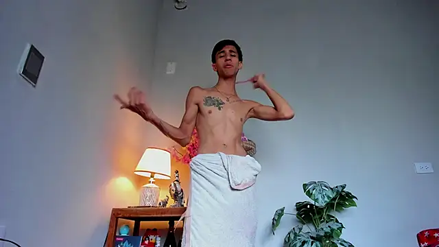 lucian davii online show from 13, 2, 2026