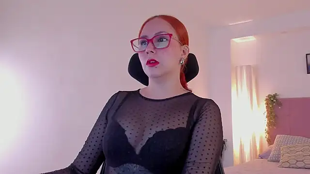 Snapshot of MistressErza chatting on 2, 6, 2026 MistressErza online show from 2, 6, 2026