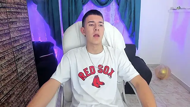 Aleck Boy online show from 13, 11, 2025