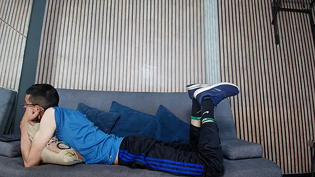 ZyroNight online show from 18, 12, 2025