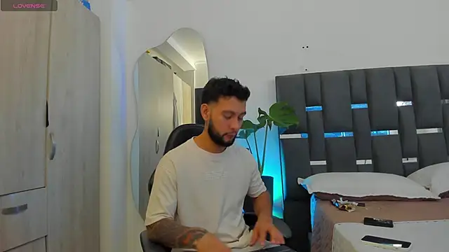 noah corvelle online show from 5, 3, 2026