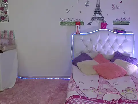 Snapshot of veronicamist95 chatting on 19, 12, 2025 veronicamist95 online show from 19, 12, 2025