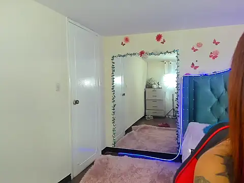 Snapshot of Aurora_sky9 chatting on 6, 1, 2026 Aurora sky9 online show from 6, 1, 2026