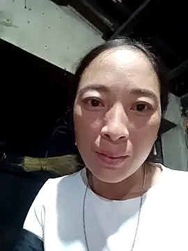 oanh-oanhbay online show from 5, 11, 2025