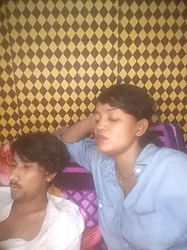 Freakingromance online show from 8, 4, 2026