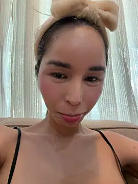 miss ditey09 online show from 27, 4, 2026
