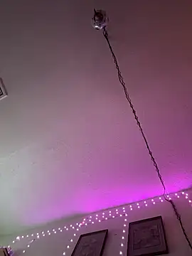 Redriddinghood8 online show from 15, 11, 2025