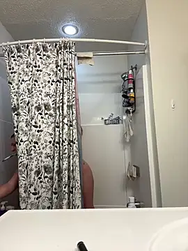 Redriddinghood8 online show from 17, 12, 2025