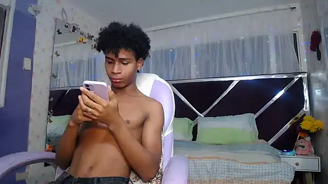 Santy bigcock 01 online show from 30, 3, 2026