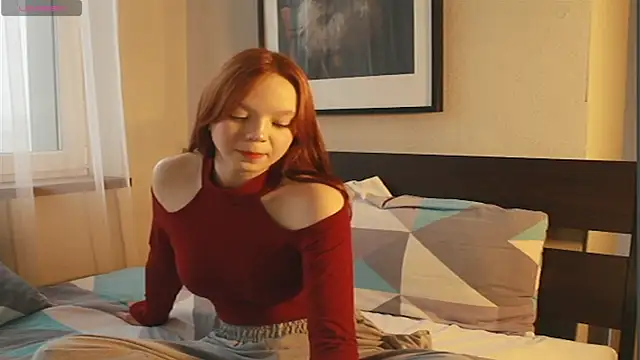 AmoraBloom online show from 7, 11, 2025