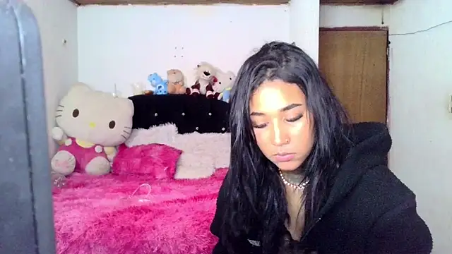 Snapshot of lyam_ebony_ chatting on 15, 4, 2026 lyam ebony online show from 15, 4, 2026