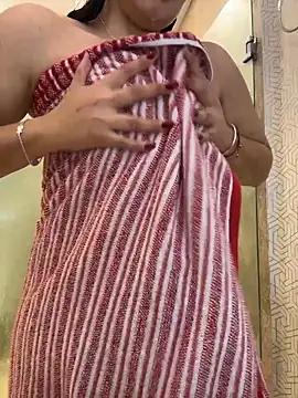 Snapshot of babypretty07 chatting on 25, 11, 2025 babypretty07 online show from 25, 11, 2025