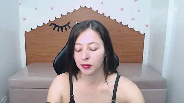 Snapshot of scarlett_percy_t chatting on 27, 11, 2025 scarlett percy t online show from 27, 11, 2025