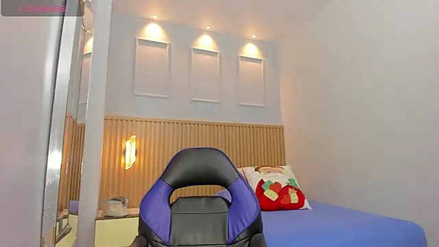 CAMI BUKELE3 online show from 3, 12, 2025