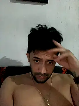 Snapshot of julian27ruiz chatting on 4, 11, 2025 julian27ruiz online show from 4, 11, 2025