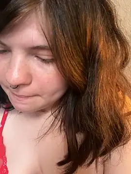 juicygoth202 online show from 12, 3, 2026