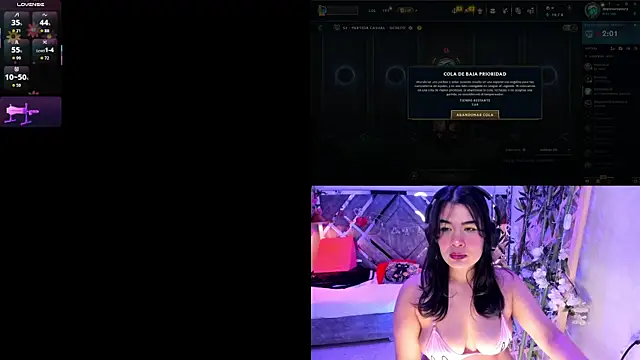 Snapshot of DaphneContry chatting on 1, 3, 2026 DaphneContry online show from 1, 3, 2026