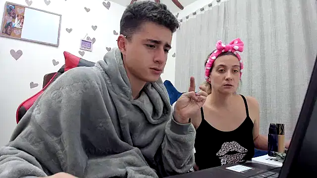 Snapshot of minervaystiven chatting on 17, 3, 2026 minervaystiven online show from 17, 3, 2026