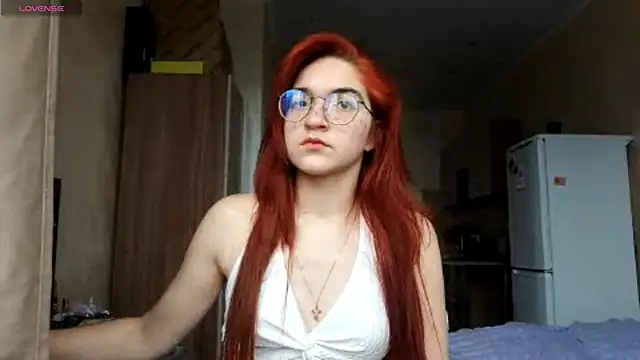 AnnikaDidomenico online show from 6, 11, 2025