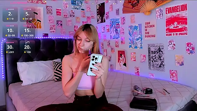 CindyMoriLove online show from 12, 4, 2026