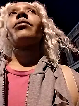 Snapshot of SITHANDRAH chatting on 6, 3, 2026 SITHANDRAH online show from 6, 3, 2026