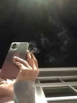 Snapshot of SITHANDRAH chatting on 10, 3, 2026 SITHANDRAH online show from 10, 3, 2026