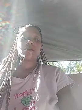 Snapshot of SITHANDRAH chatting on 3, 4, 2026 SITHANDRAH online show from 3, 4, 2026