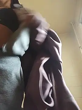 Snapshot of SITHANDRAH chatting on 8, 4, 2026 SITHANDRAH online show from 8, 4, 2026