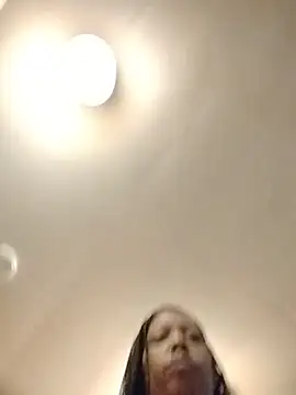 Snapshot of SITHANDRAH chatting on 10, 4, 2026 SITHANDRAH online show from 10, 4, 2026