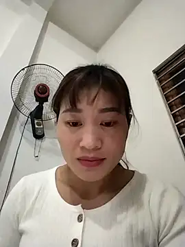 Snapshot of Qoine392 chatting on 16, 12, 2025 Qoine392 online show from 16, 12, 2025