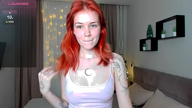 alice with freckles online show from 29, 11, 2025
