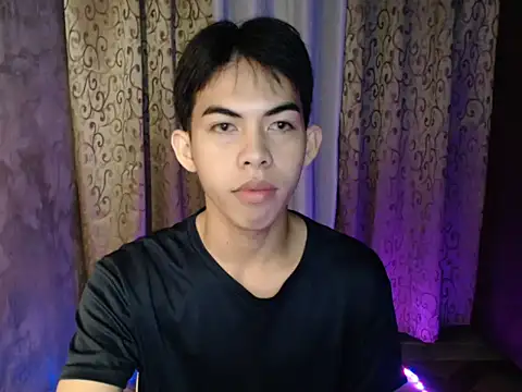 Urhotsilverboy online show from 18, 12, 2025