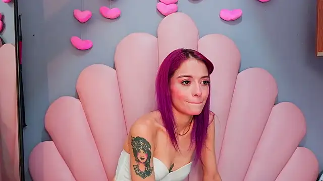 luci miller online show from 16, 7, 2026