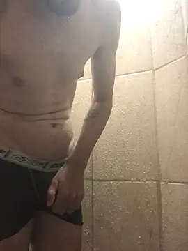 Snapshot of Luan1267 chatting on 21, 11, 2025 Luan1267 online show from 21, 11, 2025