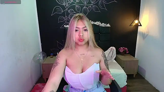 AriannaFox  online show from 8, 11, 2025