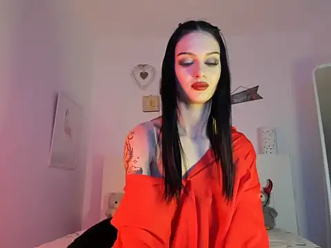 Blueee diamond online show from 9, 11, 2025