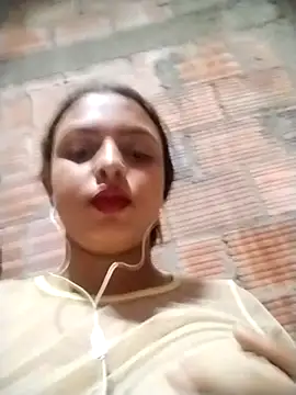 Hanna18 boobs online show from 21, 11, 2025