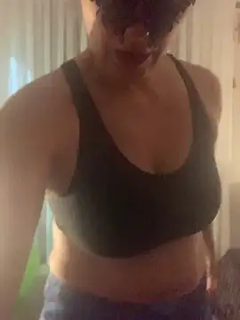 Snapshot of massagistahotbrunette chatting on 21, 11, 2025 massagistahotbrunette online show from 21, 11, 2025