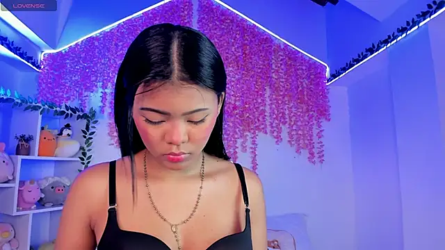 Snapshot of _hanna_sky chatting on 28, 11, 2025 hanna sky online show from 28, 11, 2025