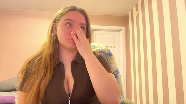 BabyBlissxx online show from 28, 3, 2026